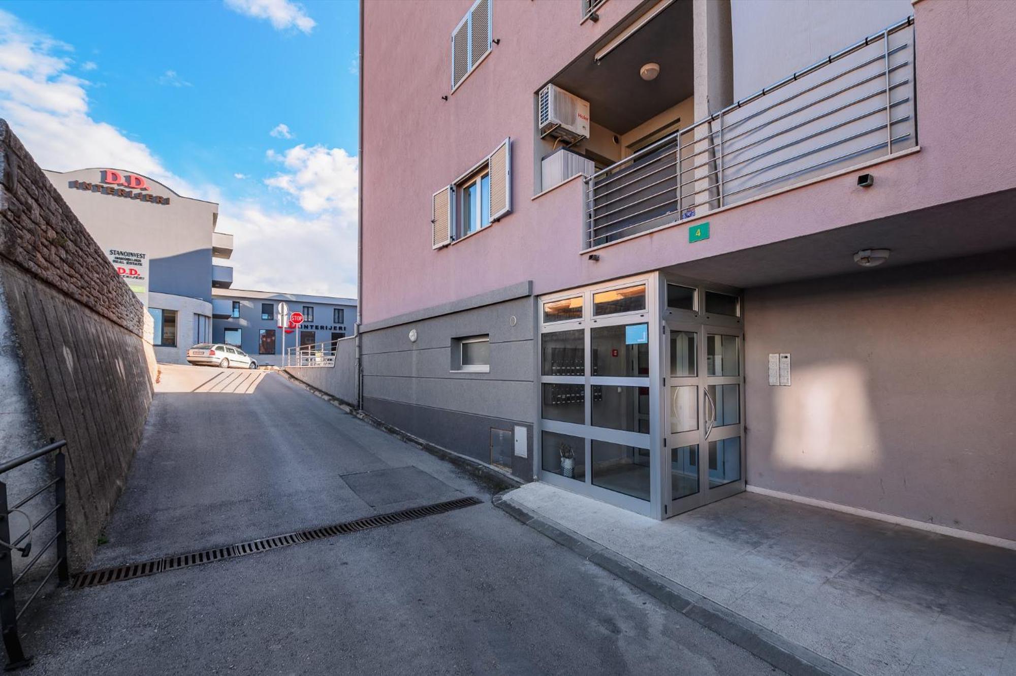 Aureo Apartment Pula Center Εξωτερικό φωτογραφία